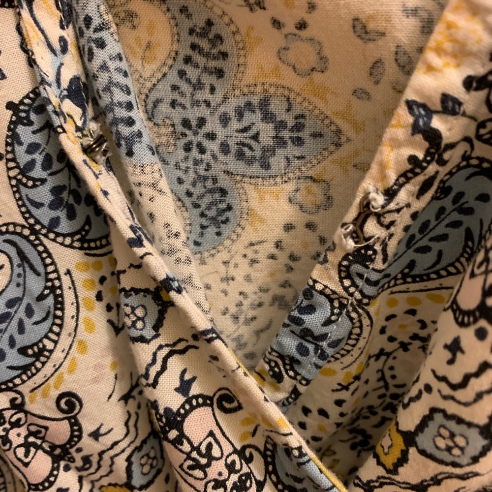 Blouse - Picture 3 of 4